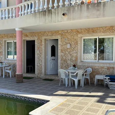 Aparts 8 T1 E T0 Lagos Exterior photo